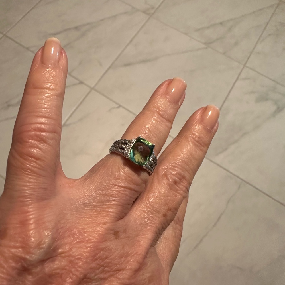 David Yurman Silver Ring with Prasiolite (Green) Gemstone - Picture 3 of 11